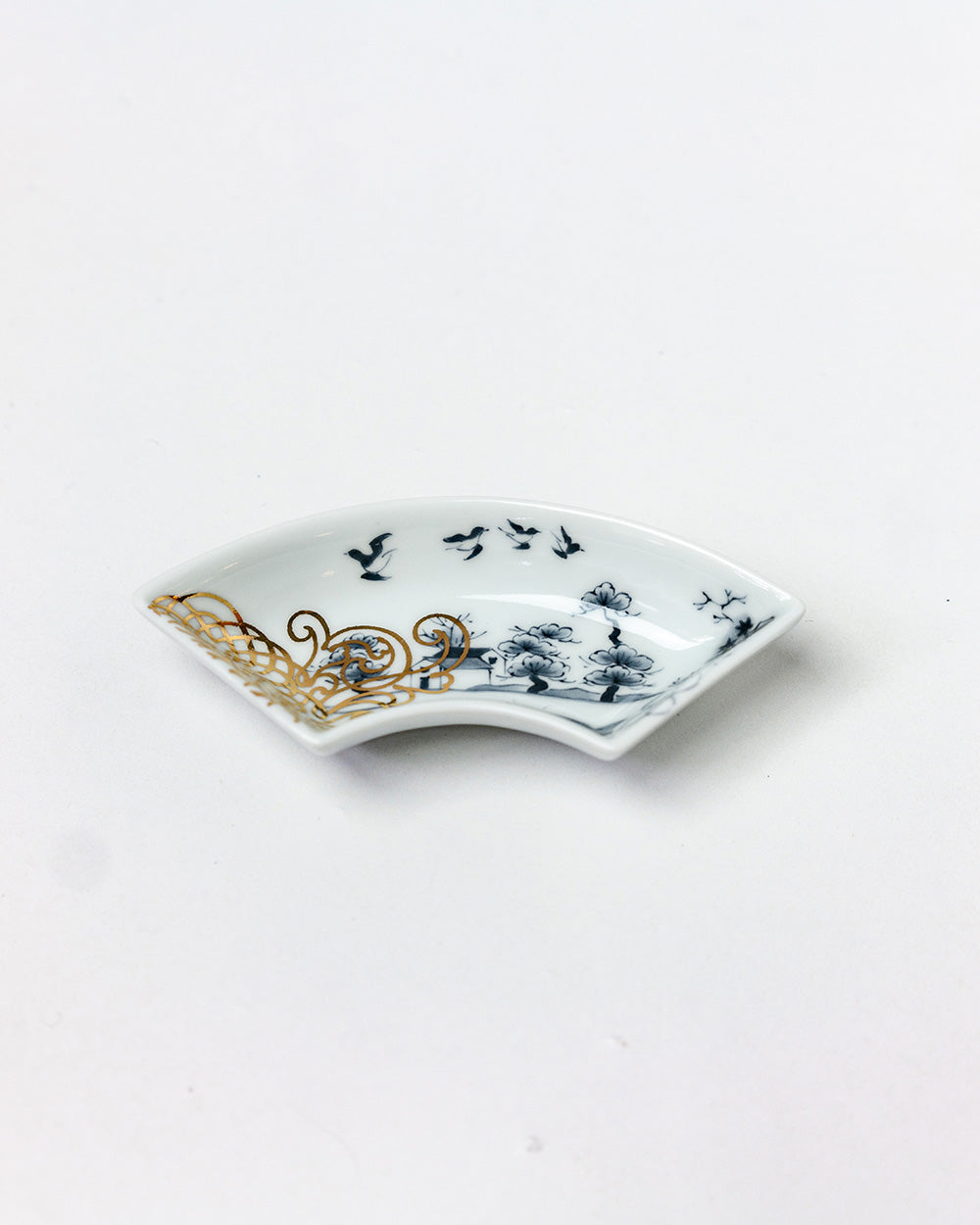 MAME 山水文扇形皿