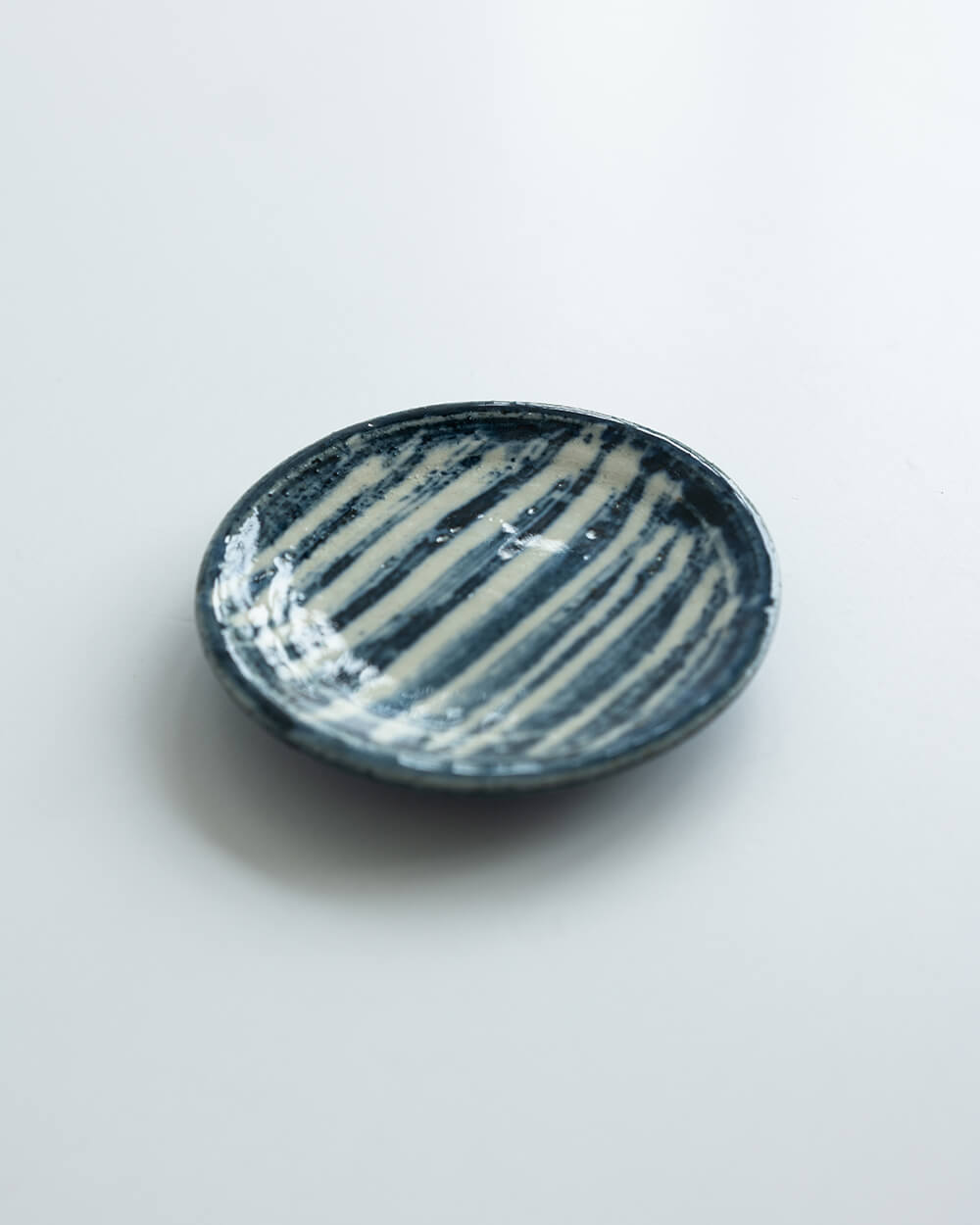 藍飛沫ライン小皿