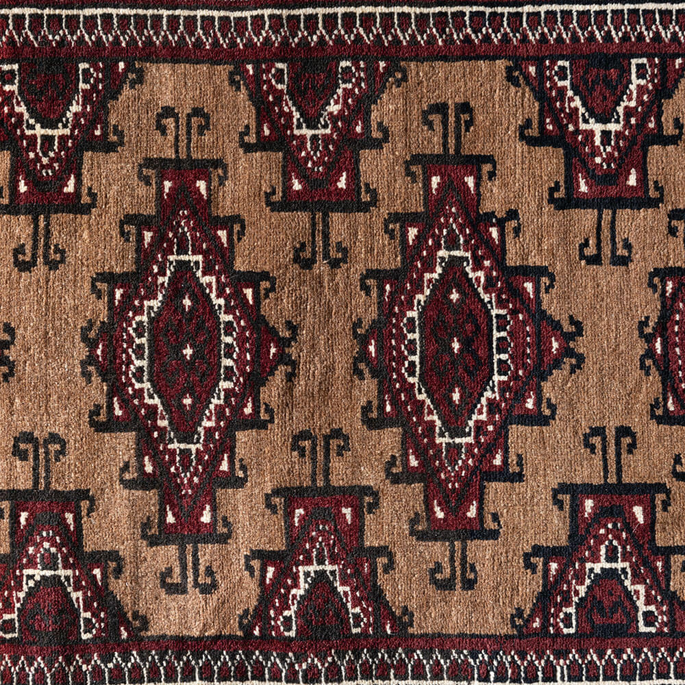 トライバルラグ 133×90cm 【BR/BE】