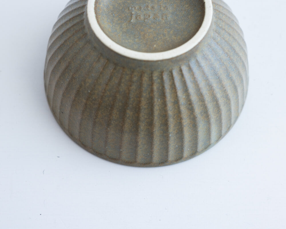 しのぎ軽量茶碗 灰