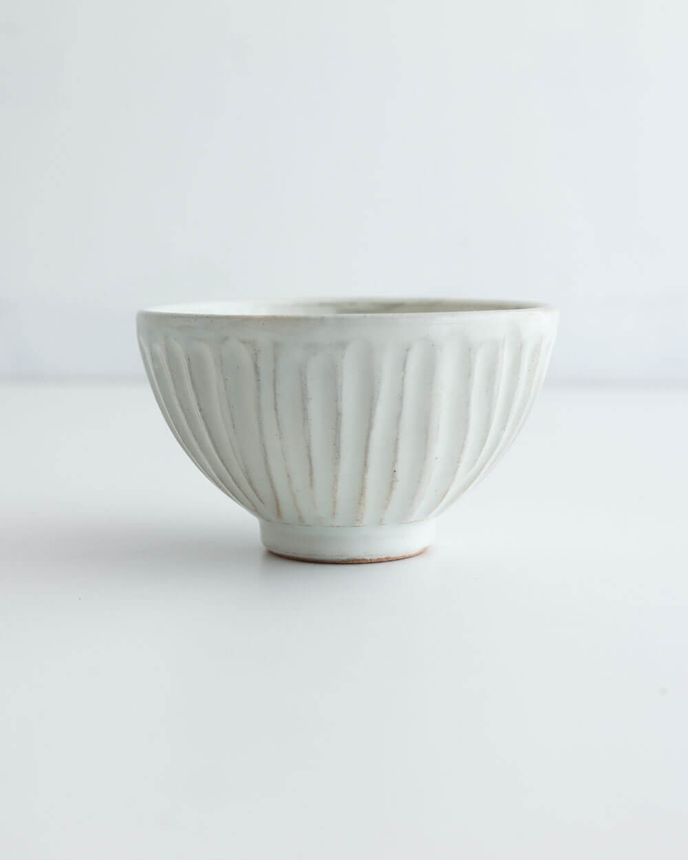 ソギ茶碗 白