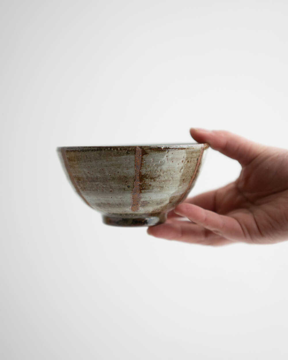 茶碗 粉引撥水十草