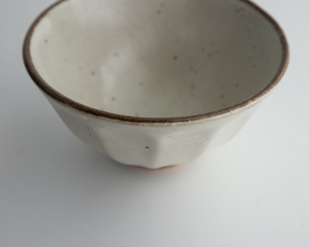淵さび粉引茶碗