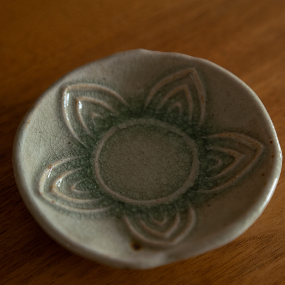 灰釉 貫入小皿 hana