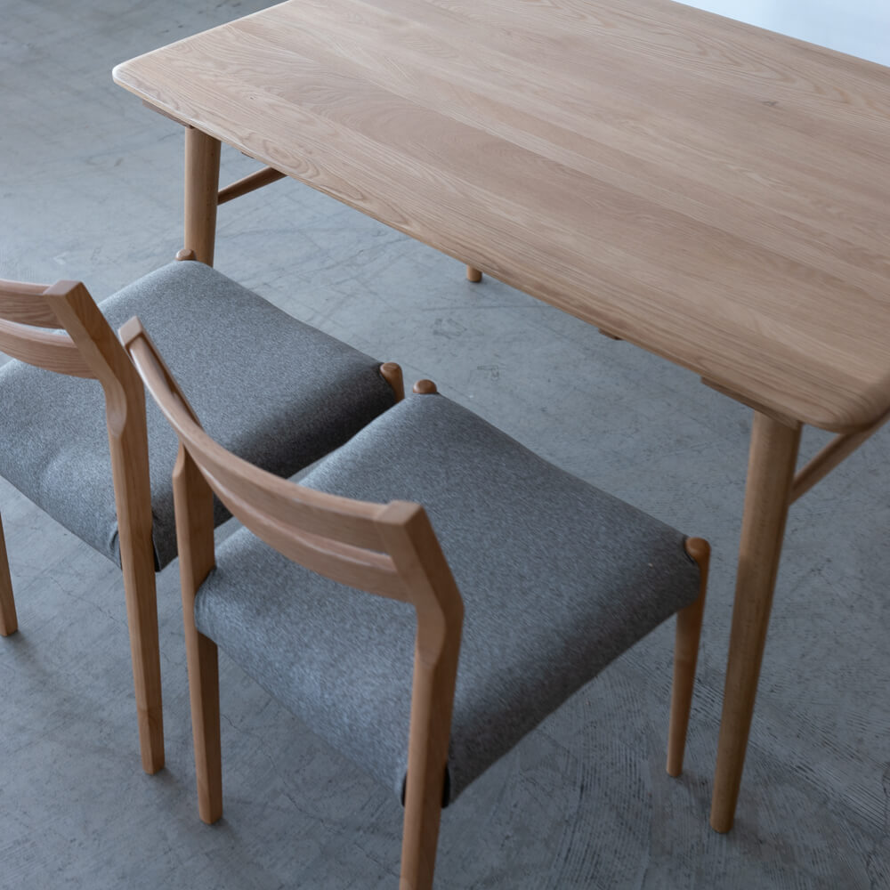 【展示品廃盤特価】Cielo ダイニング4点セット テーブル / エースチェアPVC BK×2 / ベンチ(ホワイトオーク無垢材 オイル仕上げ)