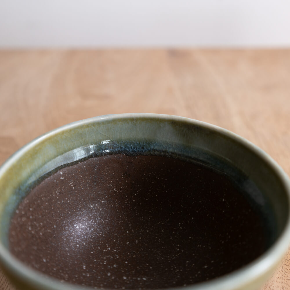 緑釉垂らし茶碗