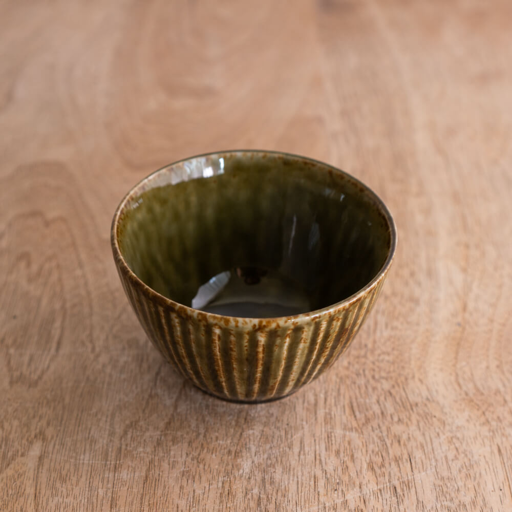 織部しのぎ小鉢