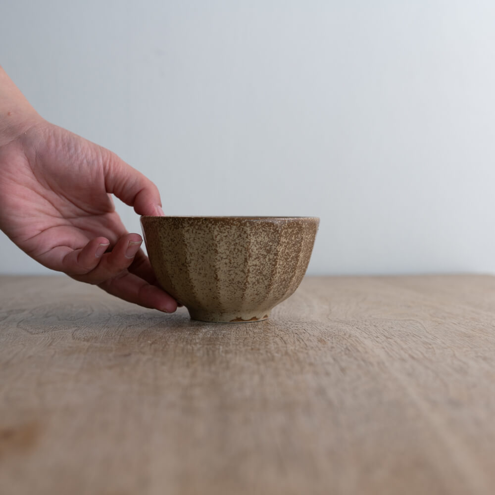 茶 しのぎ茶碗