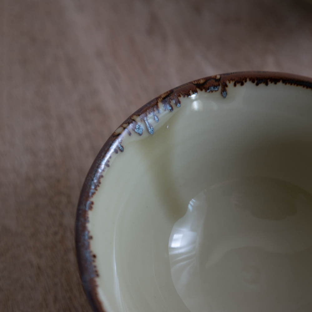 灰緑釉茶碗 ススキ