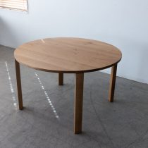 【現品SALE】2026-B-007 ウォールナット材 丸天板 1100(25) ボイル DTスチール1本脚
