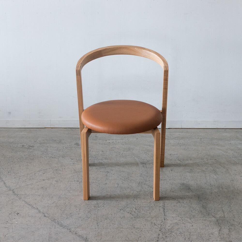 TP Chair 04 北海道産タモ材 / ウレタン塗装 / 本革 HLS1104 / SH430