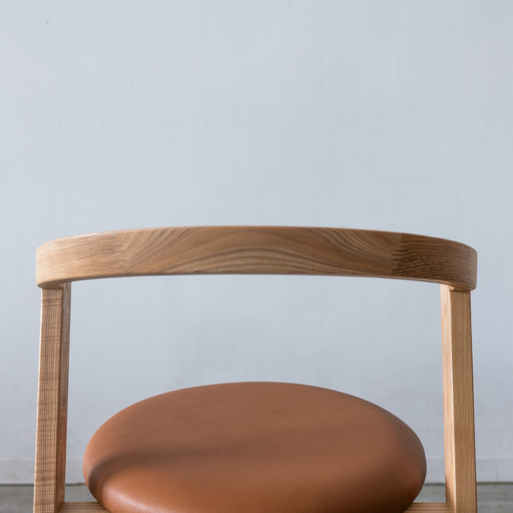 TP Chair 04 北海道産タモ材 / ウレタン塗装 / 本革 HLS1104 / SH430