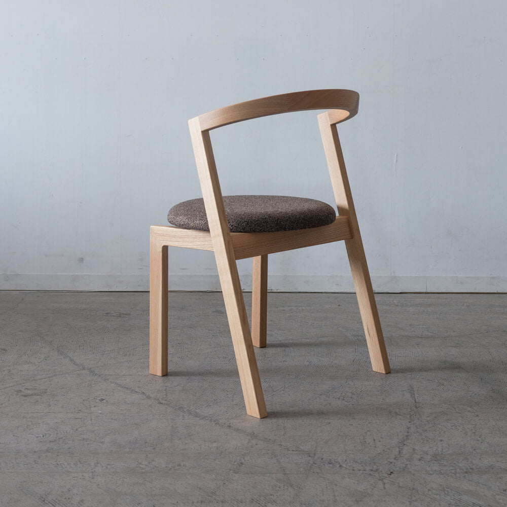 TP Chair 04 北海道産タモ材 / ウレタン塗装 / ベルハント T-9072 / SH430