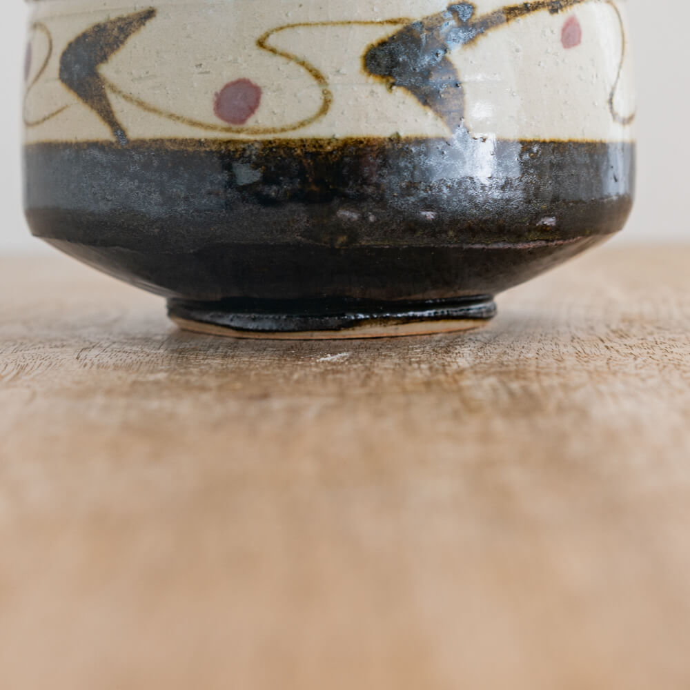 黒唐草 抹茶碗