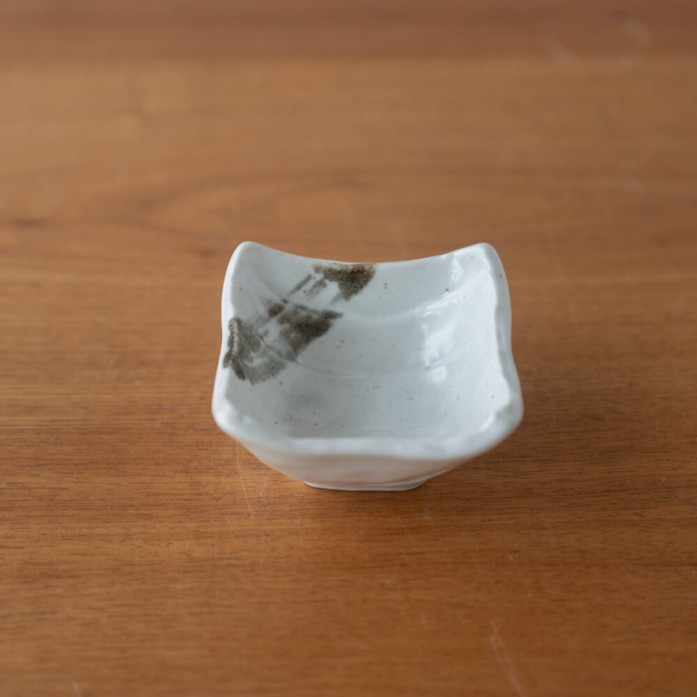 白釉刷毛目 四角小鉢 (小)