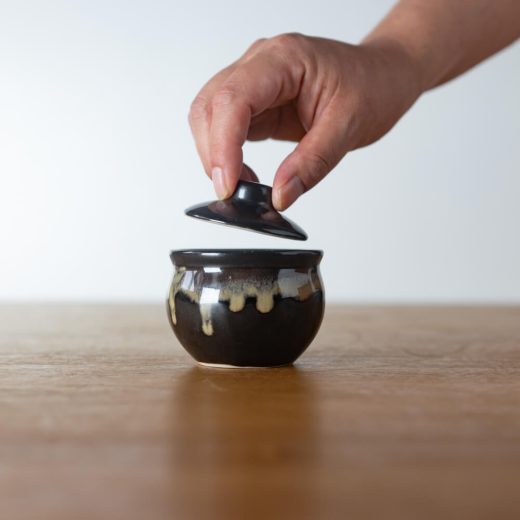 【WEB限定】黒流し7cm蓋付き壺 -器市-