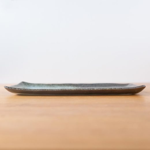 【WEB限定】黒釉青吹ベタハマ ホッケ皿 -器市-