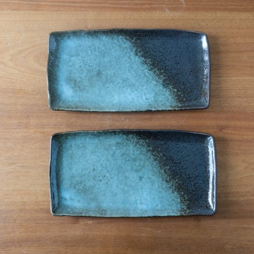 【WEB限定】黒釉青吹ベタハマ ホッケ皿 -器市-