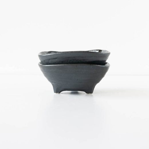 【WEB限定】黒釉刷毛目 三つ足5寸鉢 -器市-