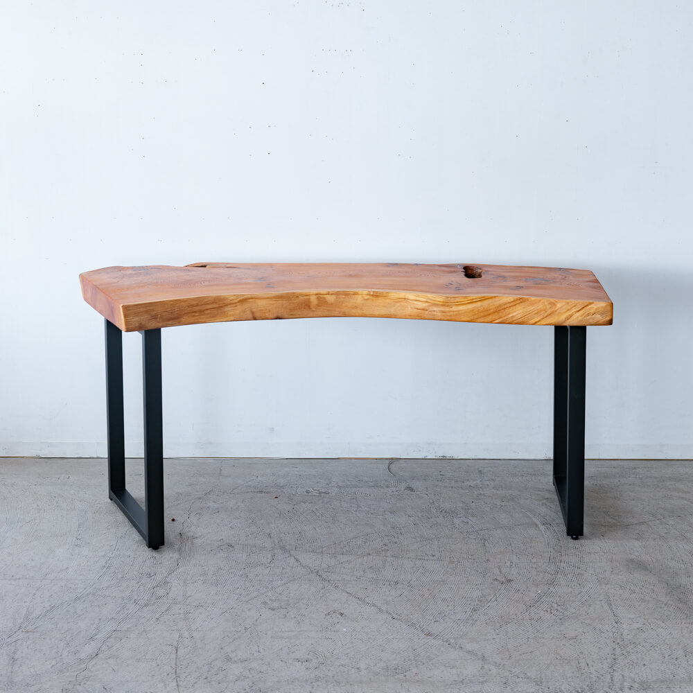 【アップサイクル品】ケヤキ一枚板 デスク 幅164cm|両耳付き・天板厚75mm/オイル仕上げ・ブラックアイアン脚