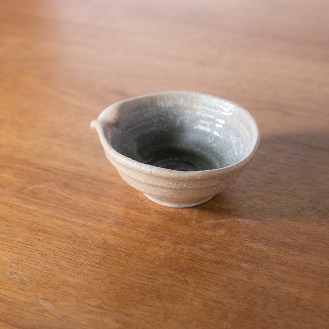 ロクベ片口小鉢 クリーム織部 -器市-
