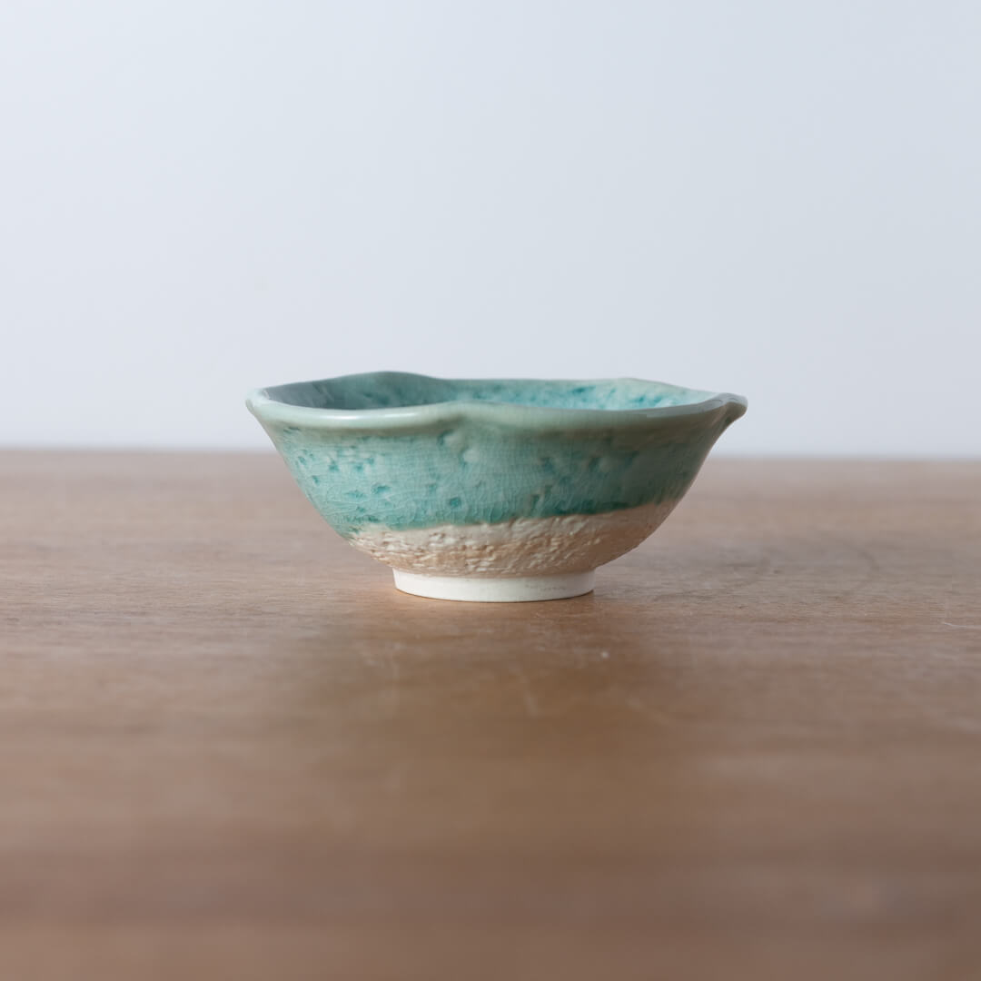 【WEB限定】トルコ 花型小鉢 -器市-