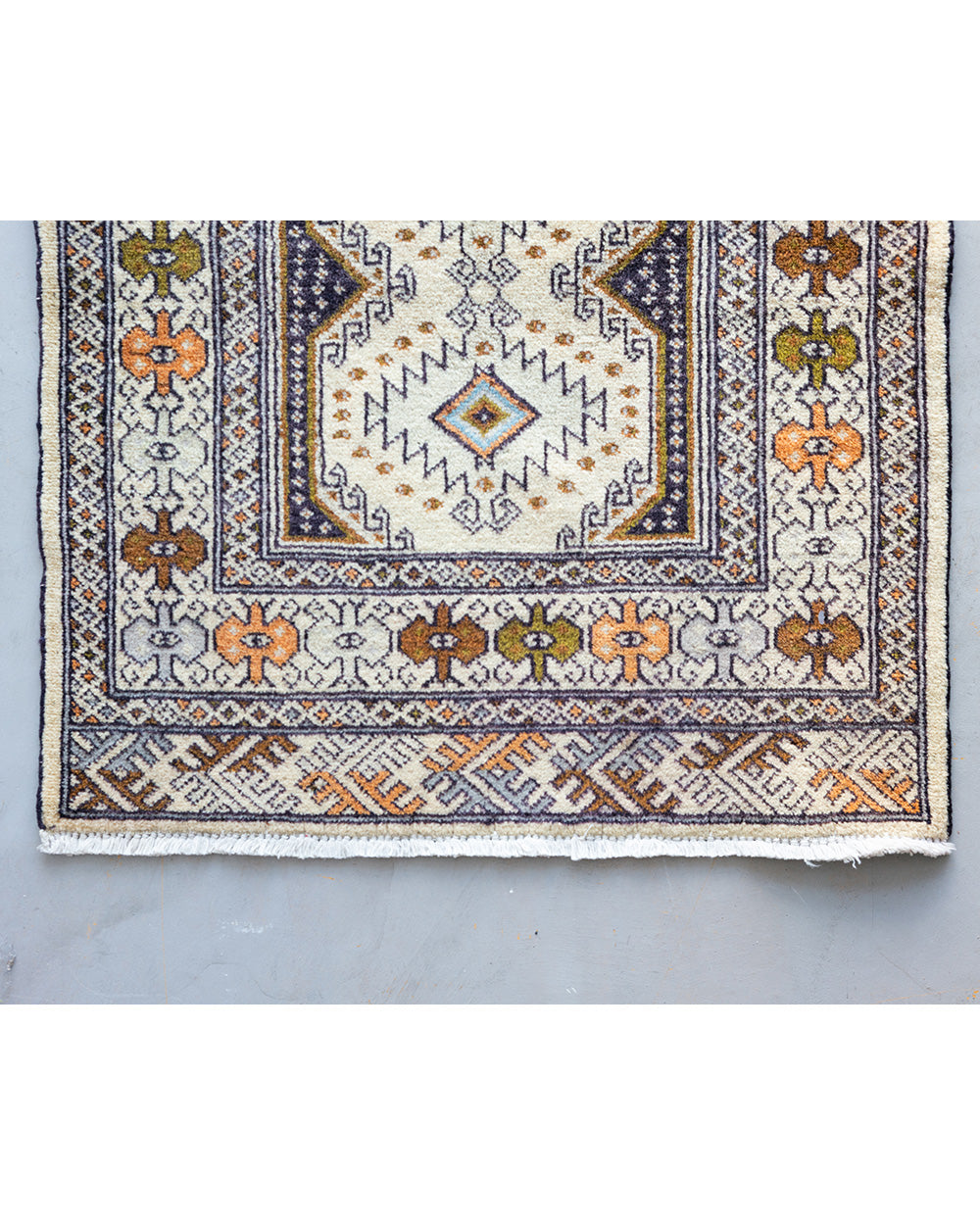 トライバルラグ 93×63cm 【BE】