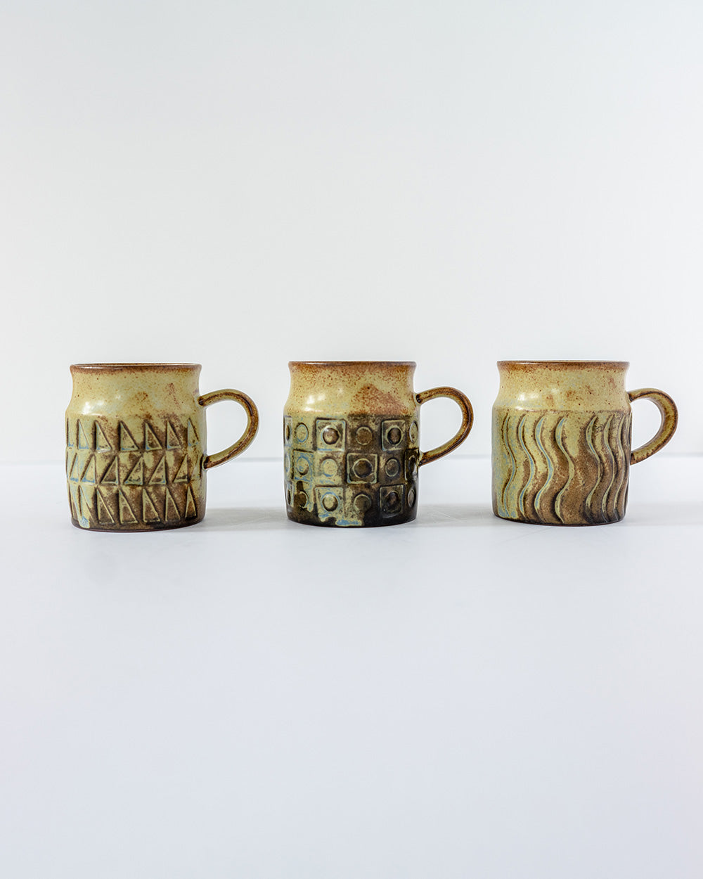 MOLD MUG
