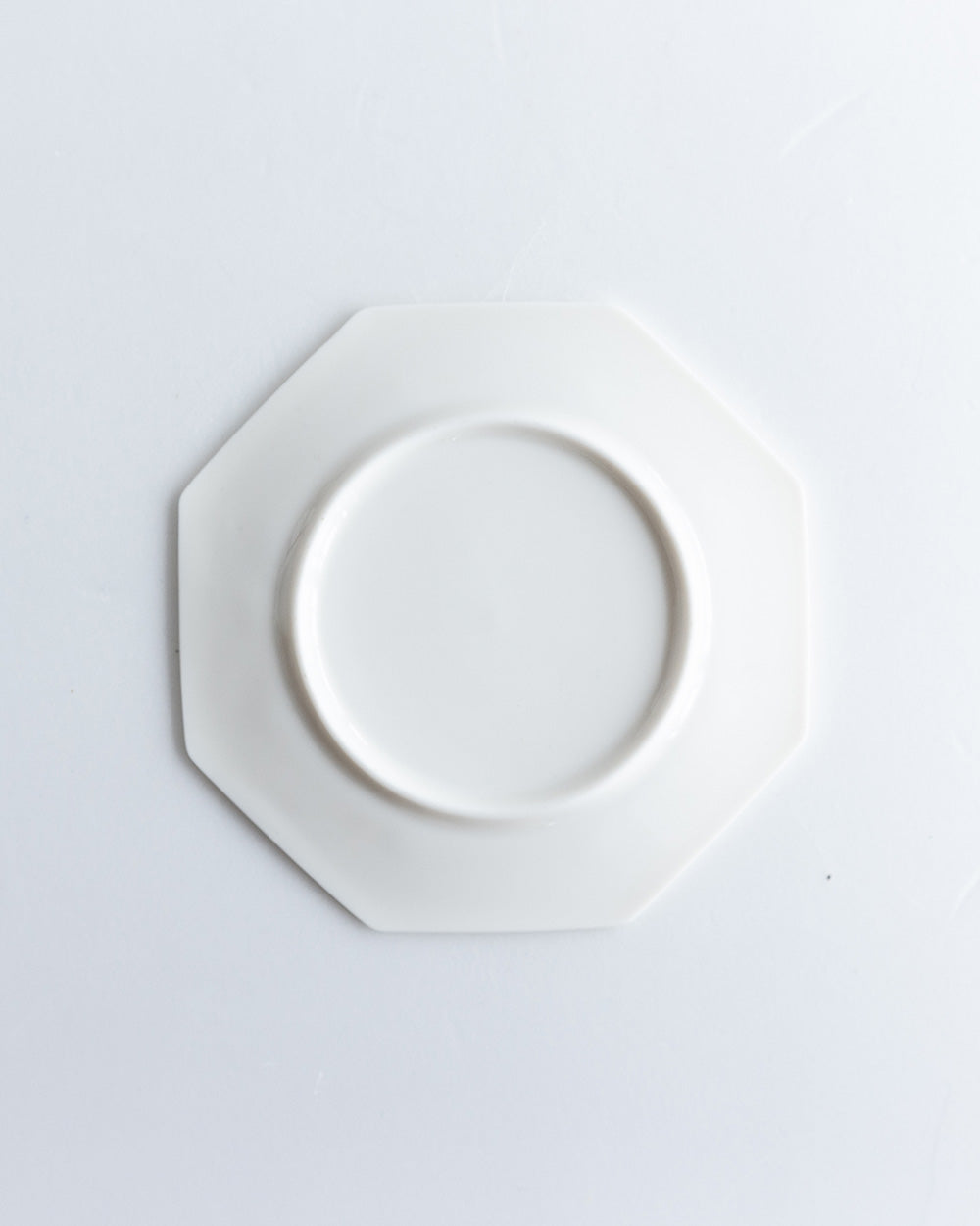 八角プレートWhite