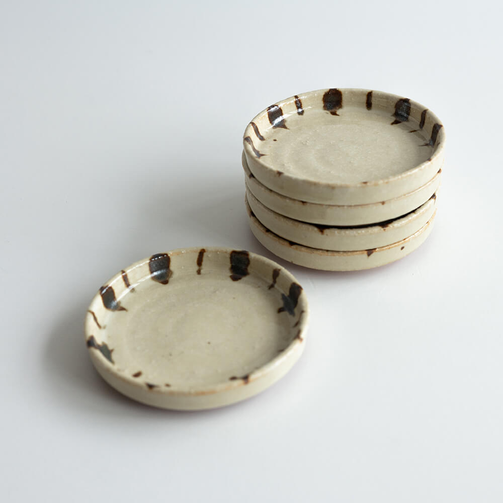 茶十草スタック小皿