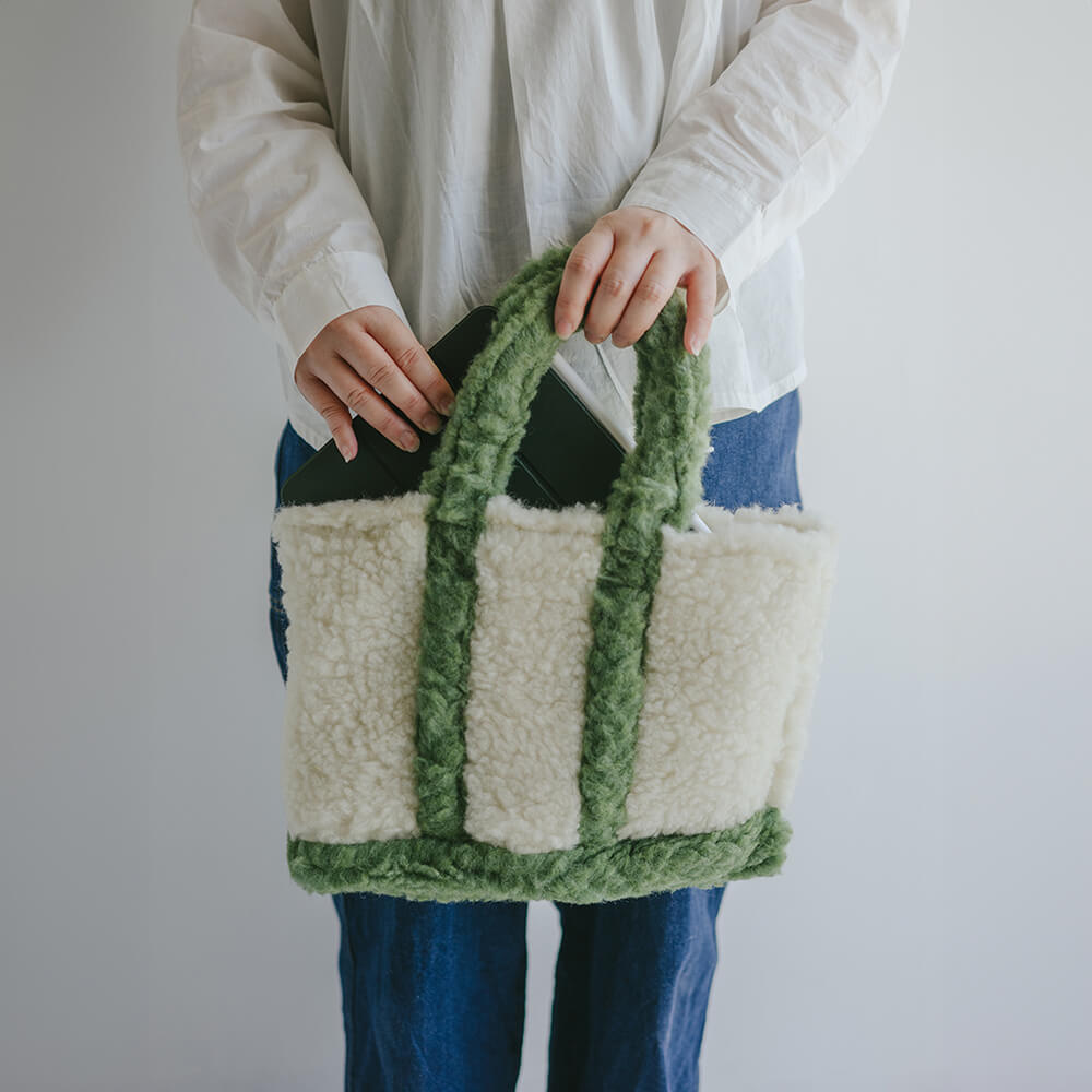 ［WOOLLUXE PRODUCTS］ボア デイリートート