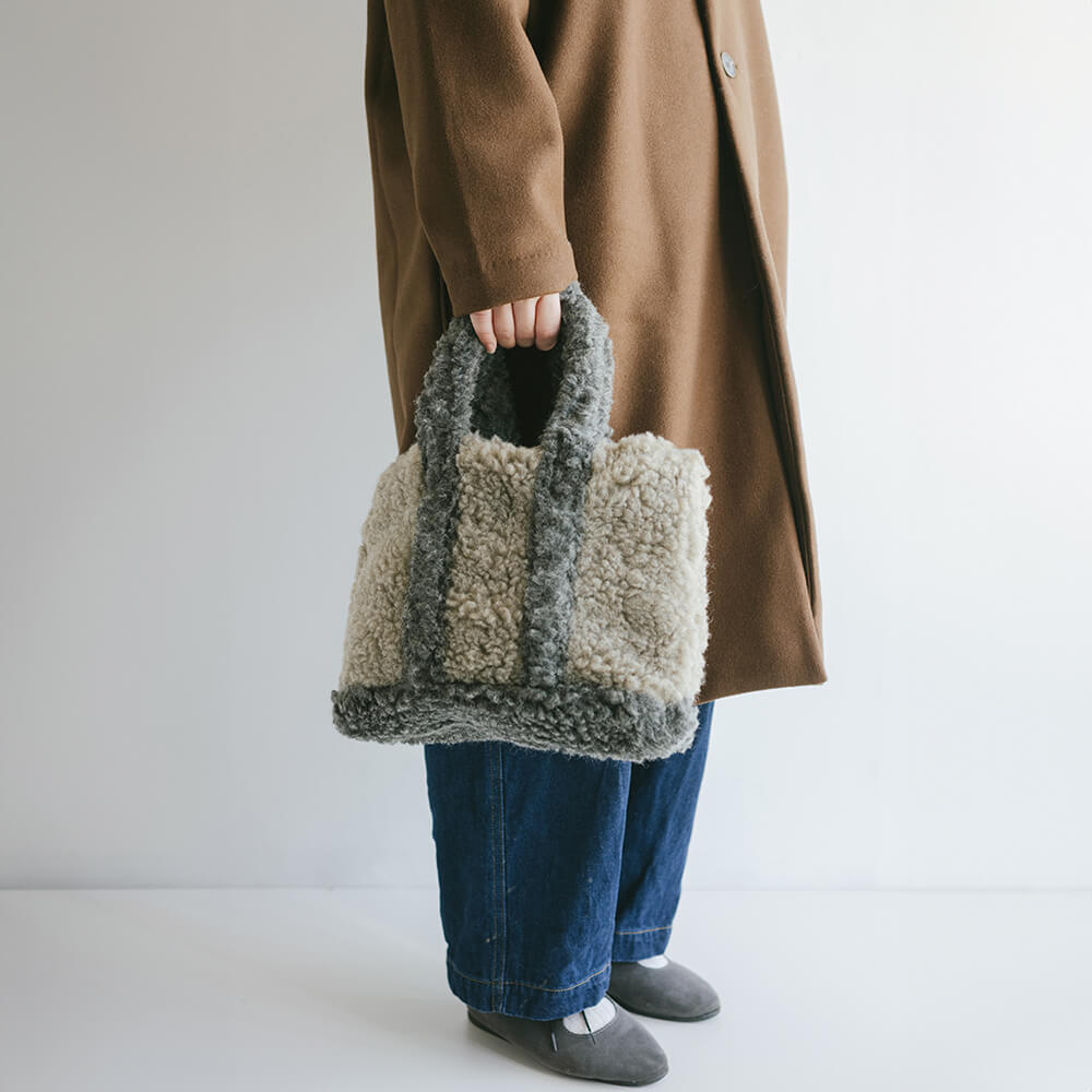 ［WOOLLUXE PRODUCTS］ボア デイリートート
