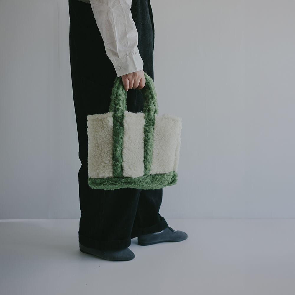 ［WOOLLUXE PRODUCTS］ボア デイリートート