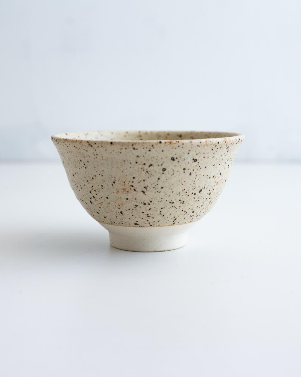 茶粉引 深め茶碗