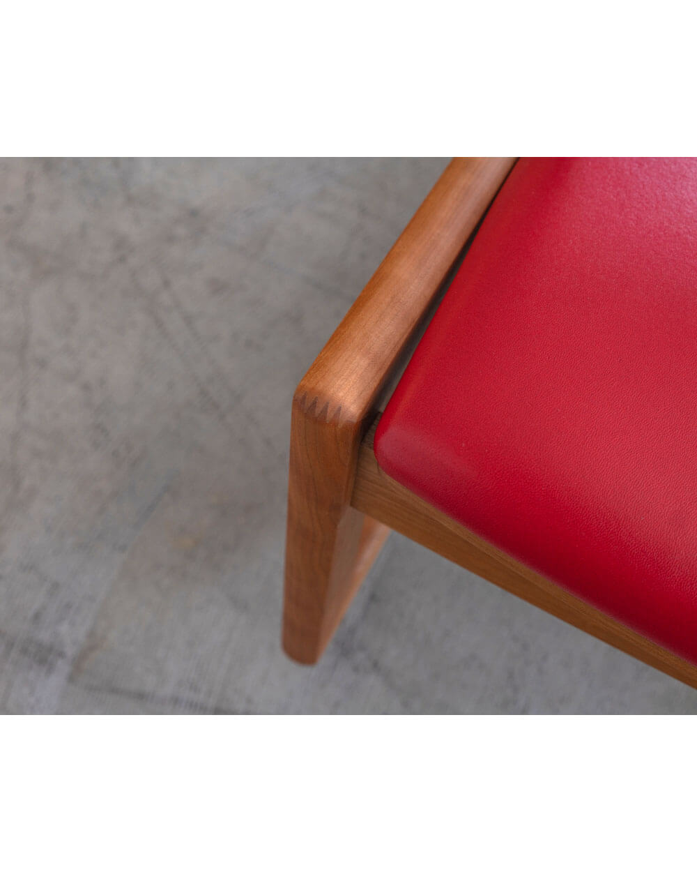 リユース品］ロッキングチェア SWING チェリー材 鹿革（RED）