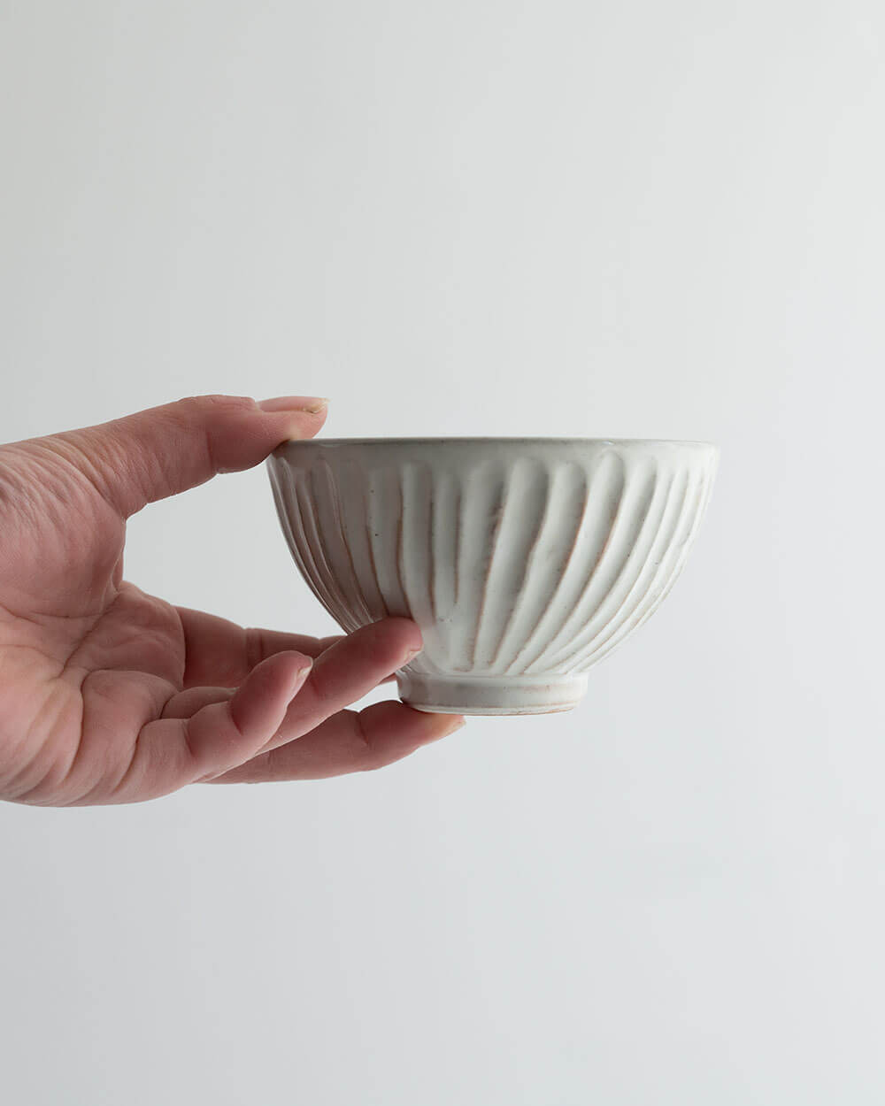 ソギ茶碗 白