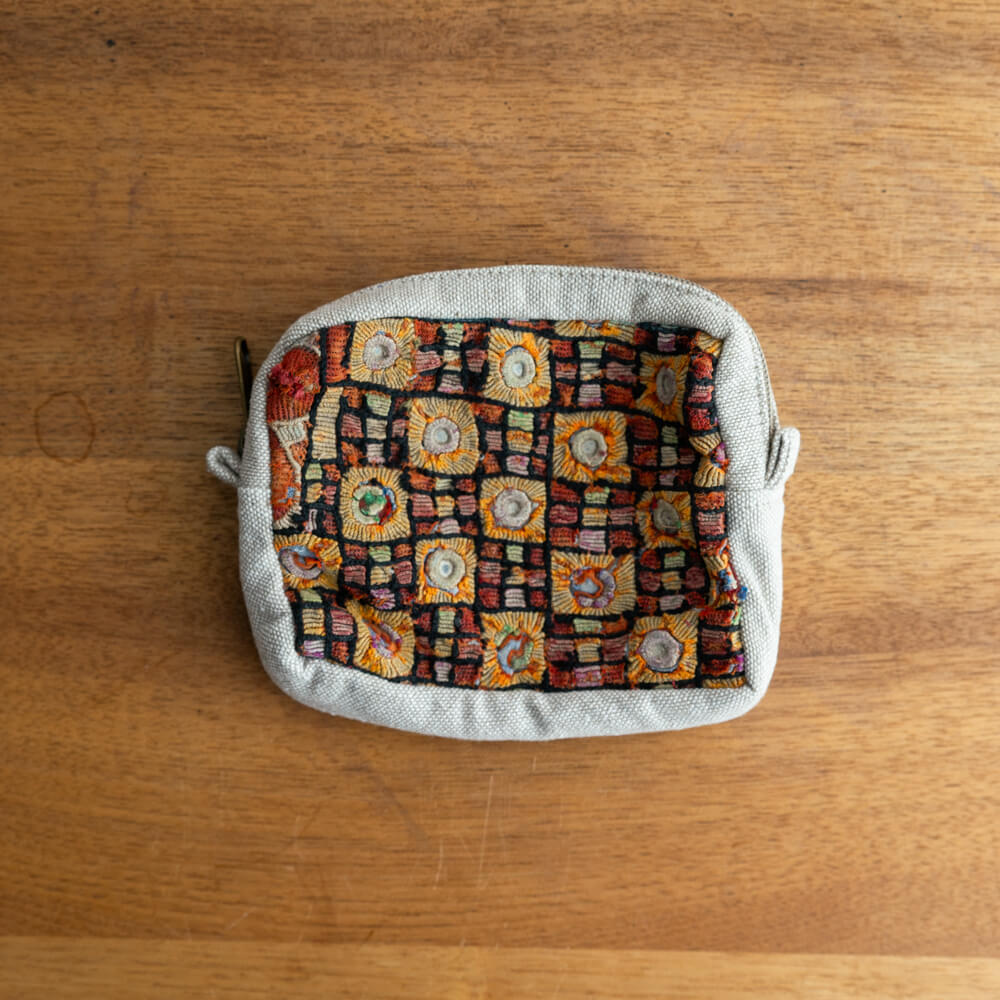 ヴィンテージ刺繍ポーチ L -Circus Parade-