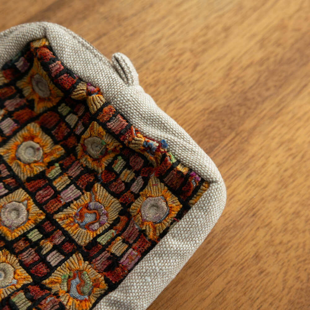 ヴィンテージ刺繍ポーチ L -Circus Parade-