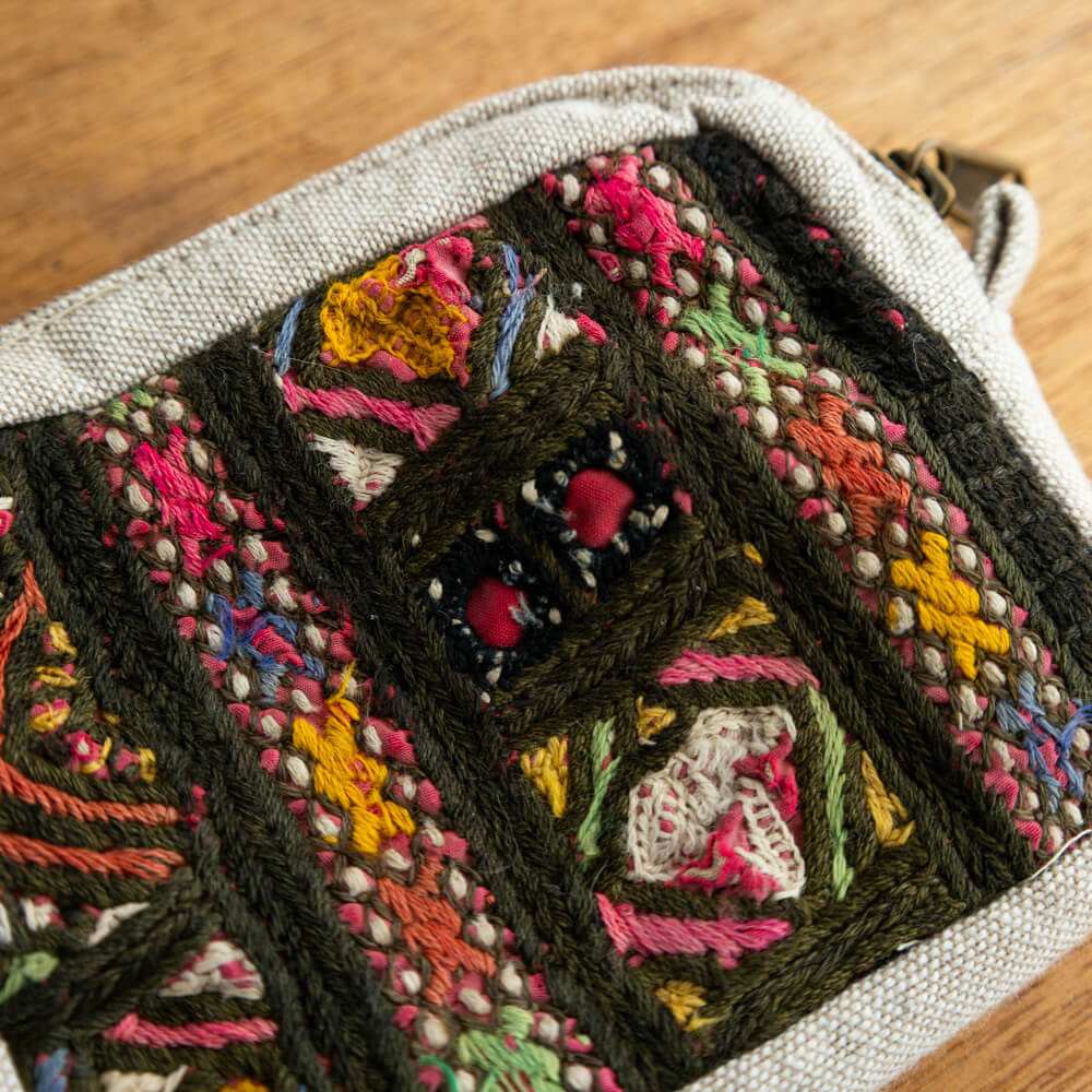 ヴィンテージ刺繍ポーチ L -Golden Hour-