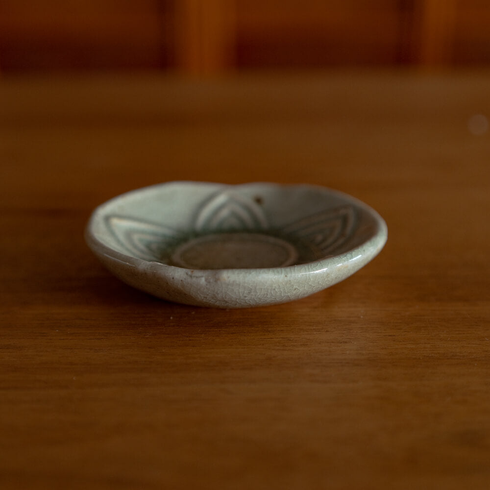 灰釉 貫入小皿 hana