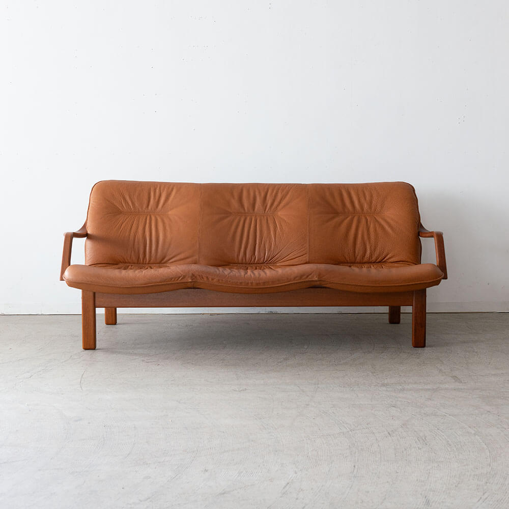 ［アップサイクル品］ BERG FURNITURE 3Pソファ 本革