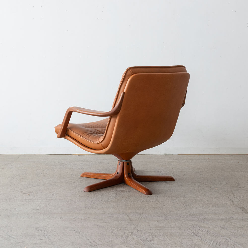 アップサイクル品］ BERG FURNITURE 1Pソファ 本革 A