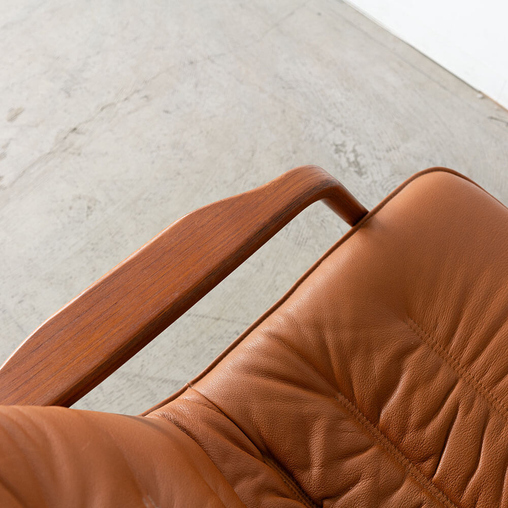 ［アップサイクル品］ BERG FURNITURE 1Pソファ 本革 A