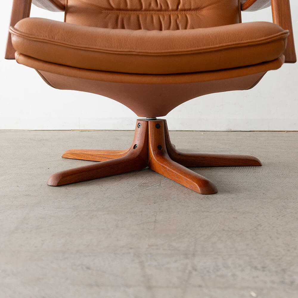［アップサイクル品］ BERG FURNITURE 1Pソファ 本革 A