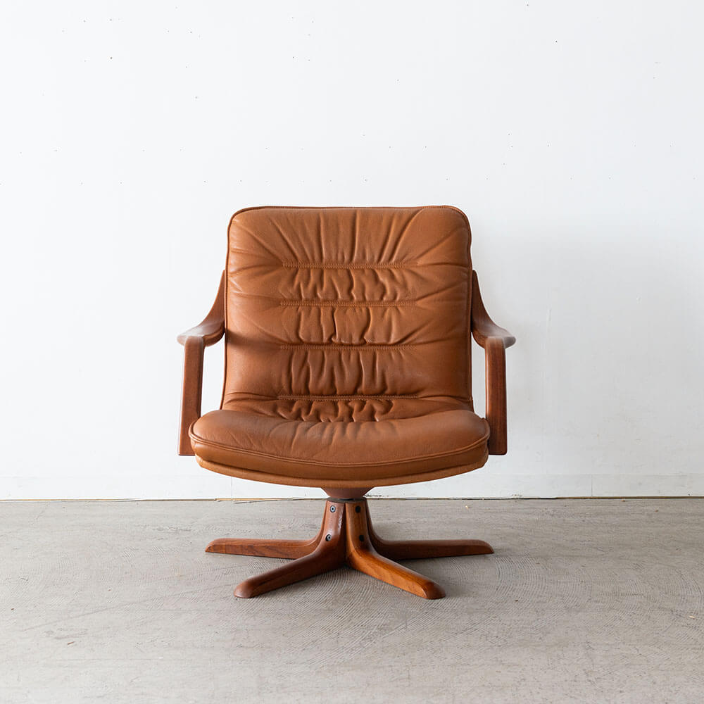 ［アップサイクル品］ BERG FURNITURE 1Pソファ 本革 B
