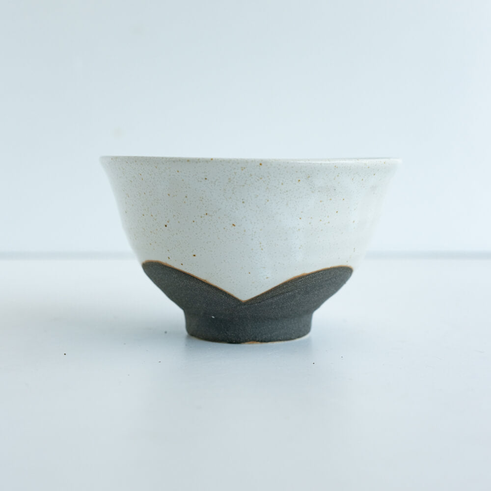 梨地茶花 軽量茶碗