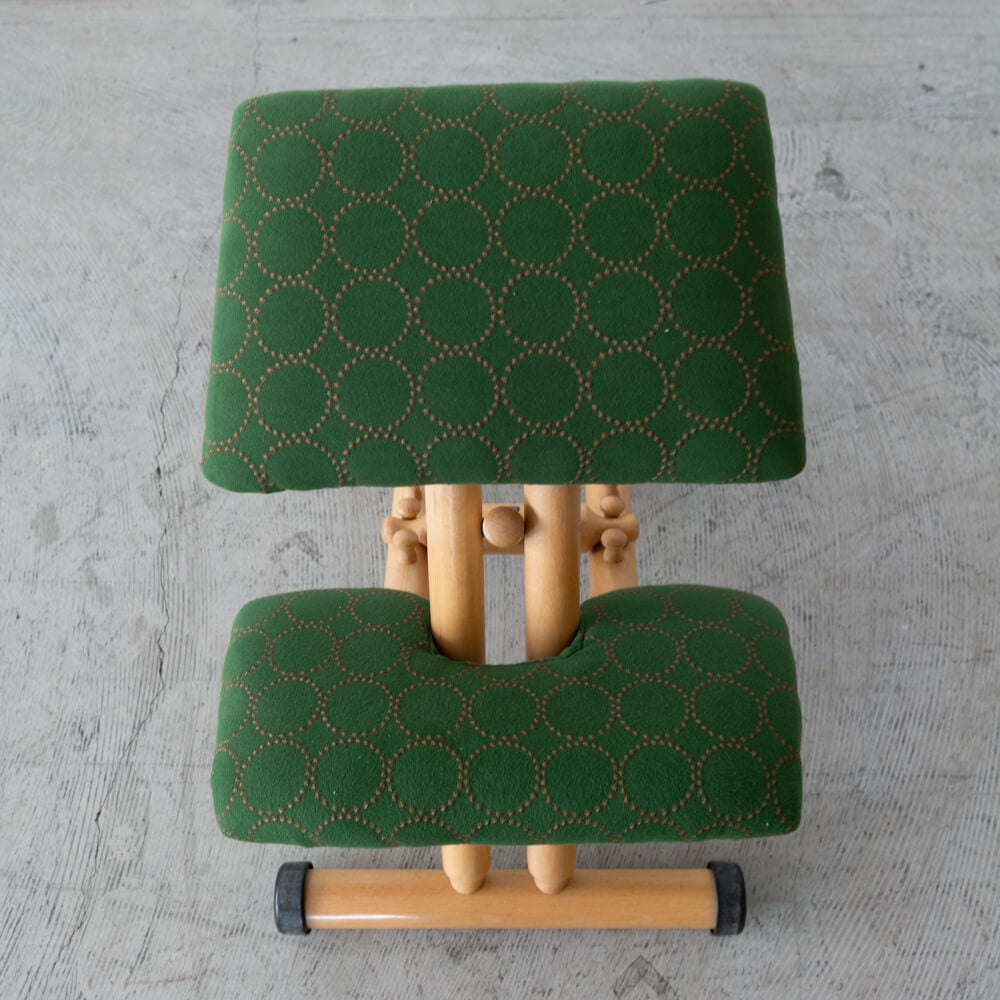 ［アップサイクル品］VARIER(バリエール)バランスチェア 姿勢矯正 張地ミナペルホネン tambourine /グリーン if1072