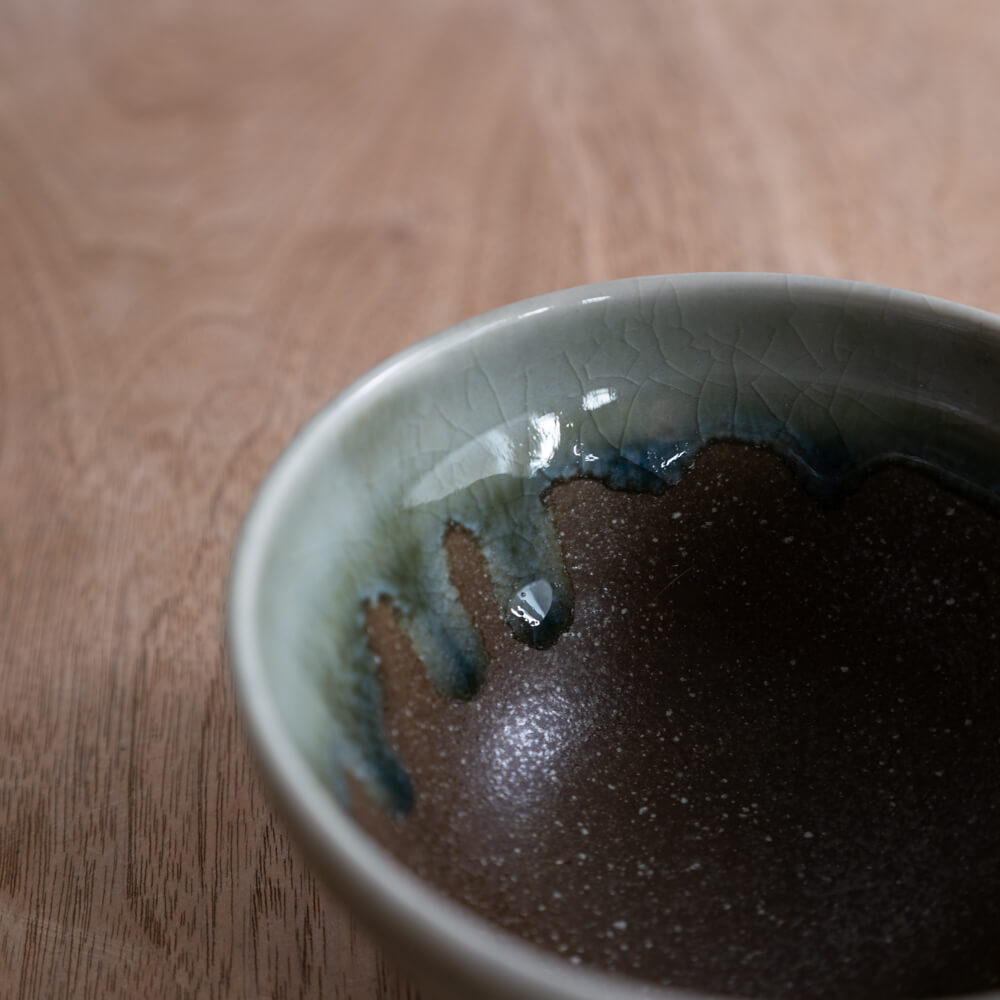 緑釉垂らし茶碗