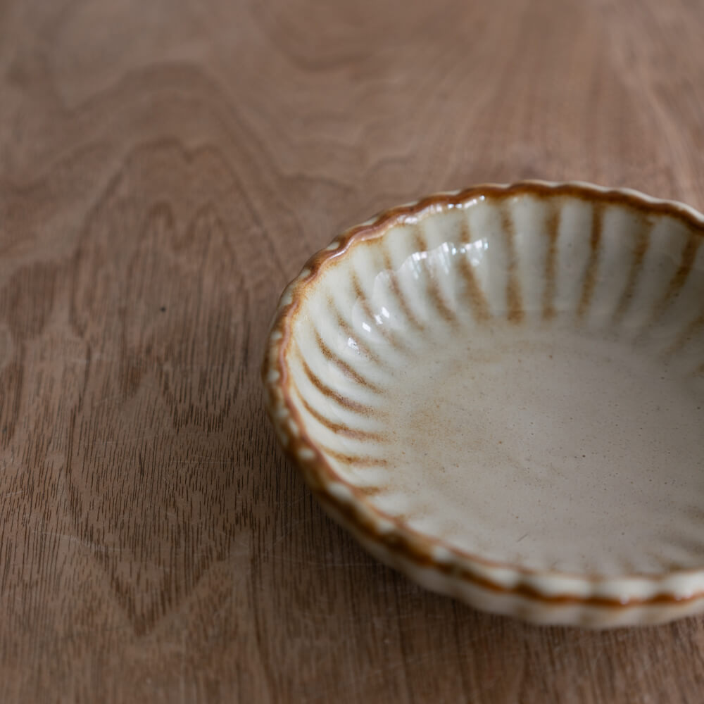 サビ茶 菊型35皿