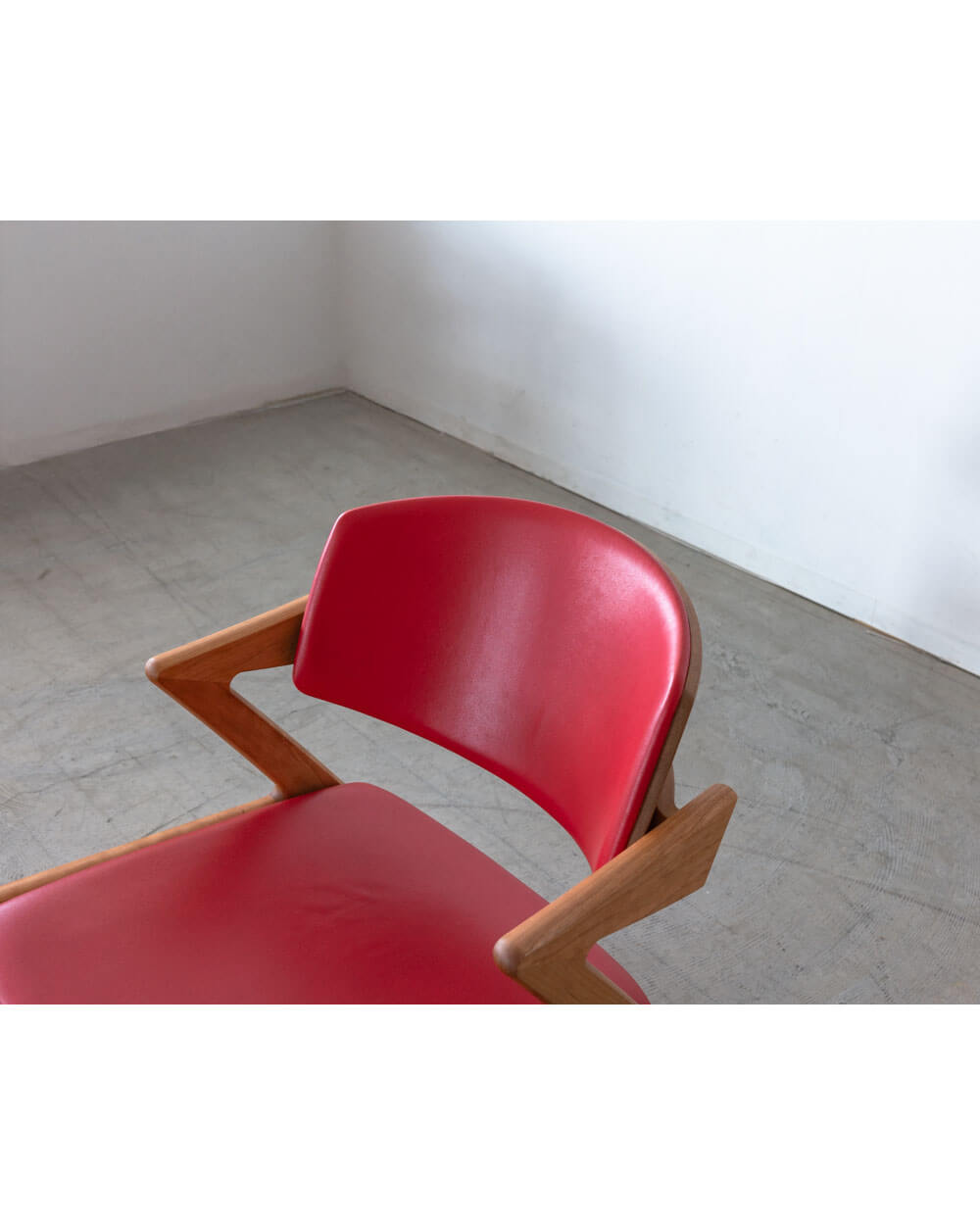 リユース品］ロッキングチェア SWING チェリー材 鹿革（RED）